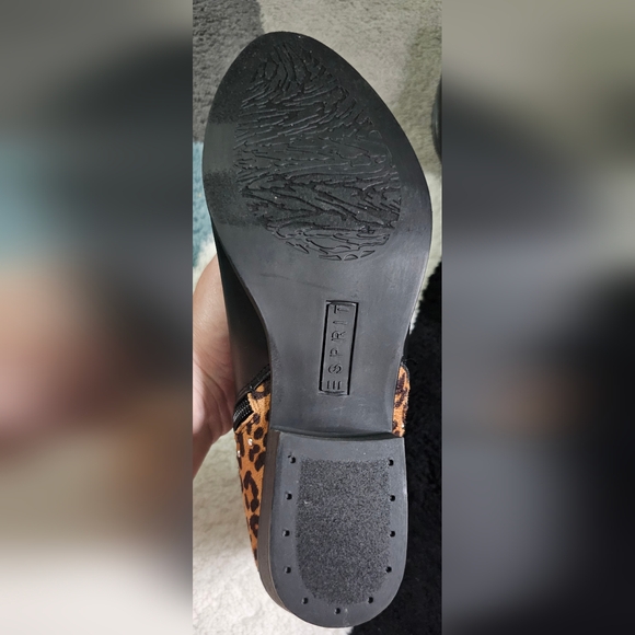 Esprit TOPAZ Boot Shoes Womens 8.5M Black Booties Leather Animal Print Zip - Picture 4 of 7